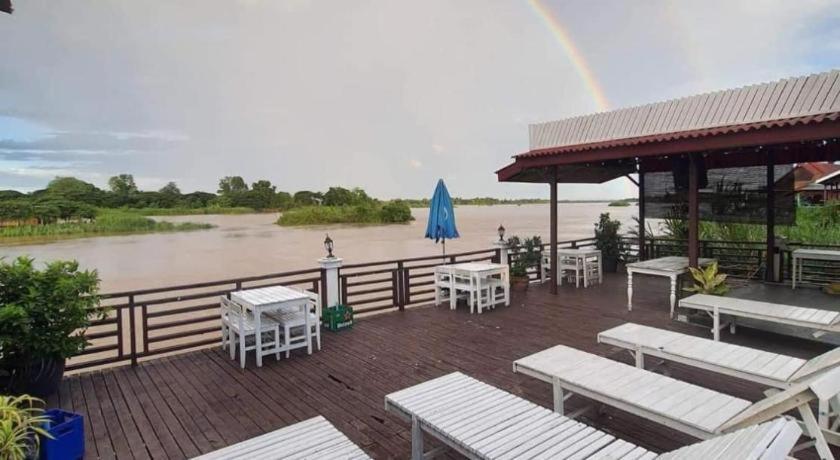 Golden Hotel Dondet Muang Không Buitenkant foto
