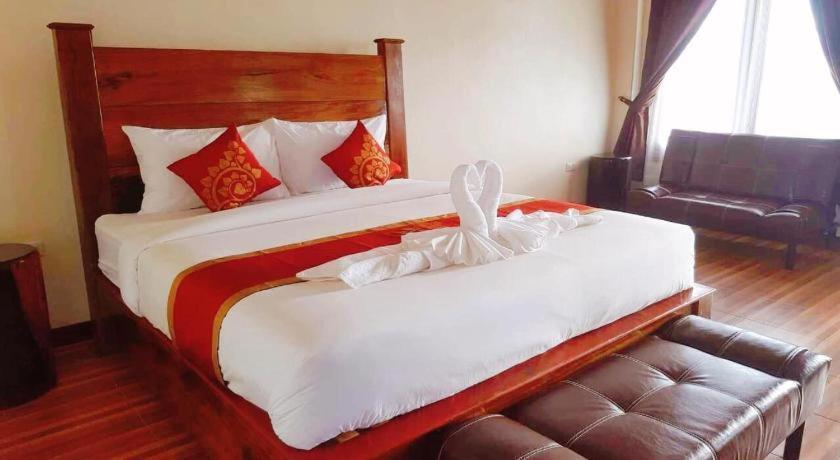 Golden Hotel Dondet Muang Không Buitenkant foto