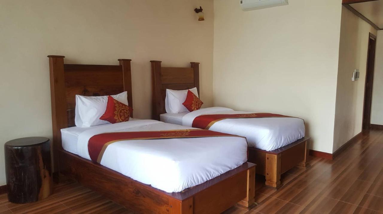 Golden Hotel Dondet Muang Không Buitenkant foto