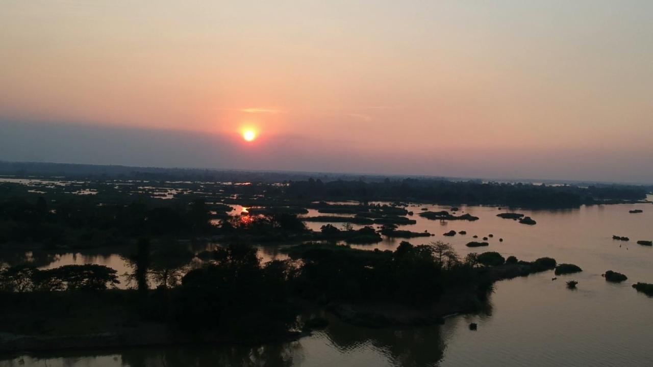 Golden Hotel Dondet Muang Không Buitenkant foto